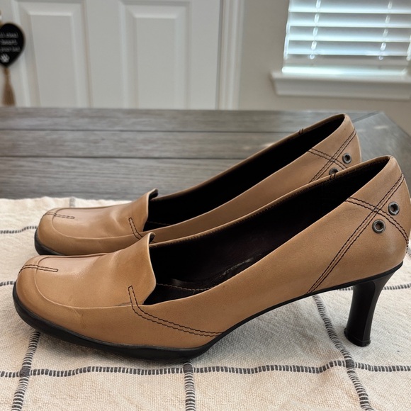 Vintage 90’s Chunky Nine West Heels Size 8.5 - Picture 2 of 13